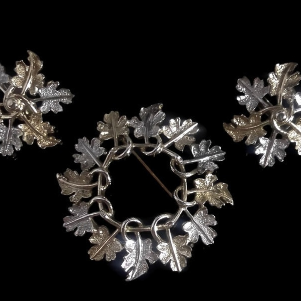 Vintage 2 tone leaf Brooch and clip on earring set